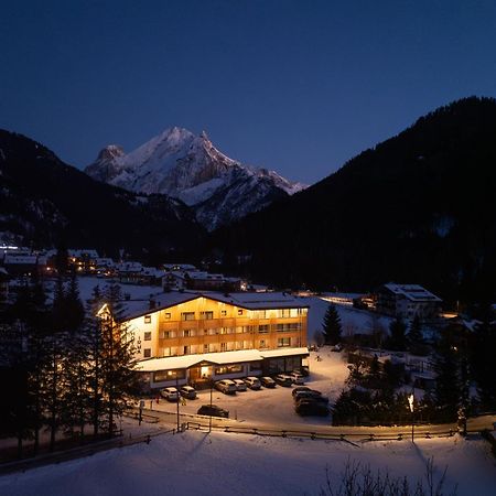 Dolomiten Hotel Irma Canazei Esterno foto