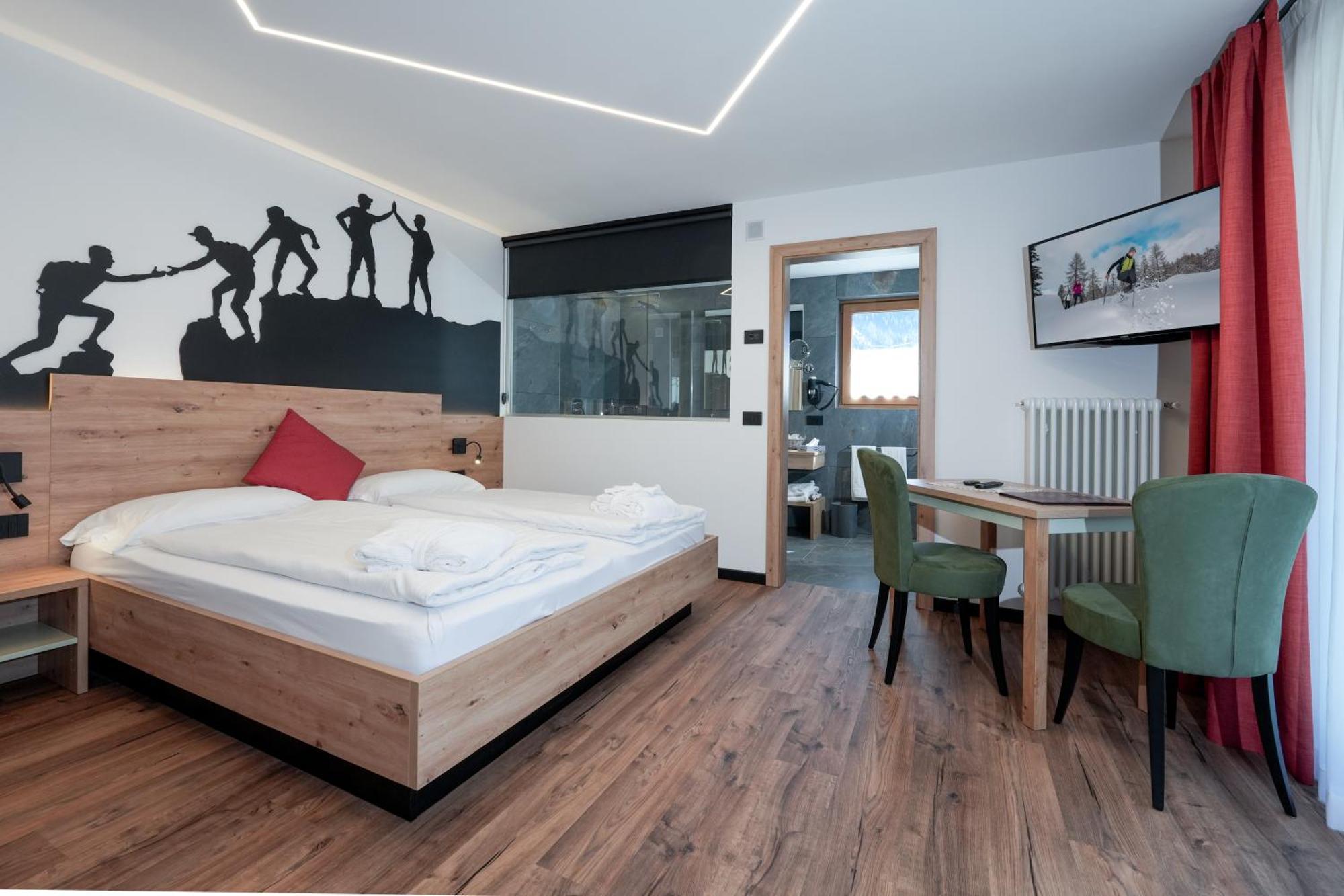 Dolomiten Hotel Irma Canazei Esterno foto